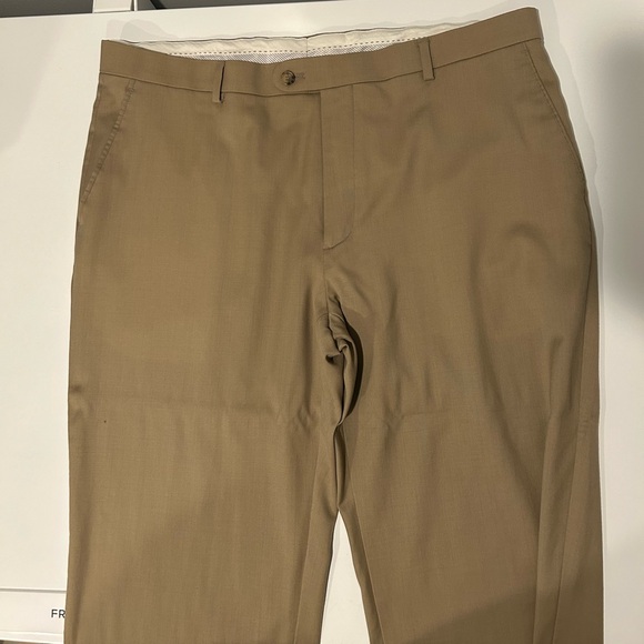 Joseph Abboud 40x33 Tan Dress Pants - Picture 5 of 11